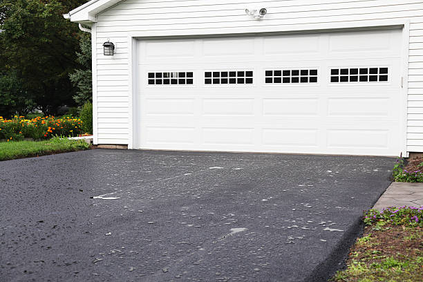Best Construction Debris Removal  in Doe Valley, KY
